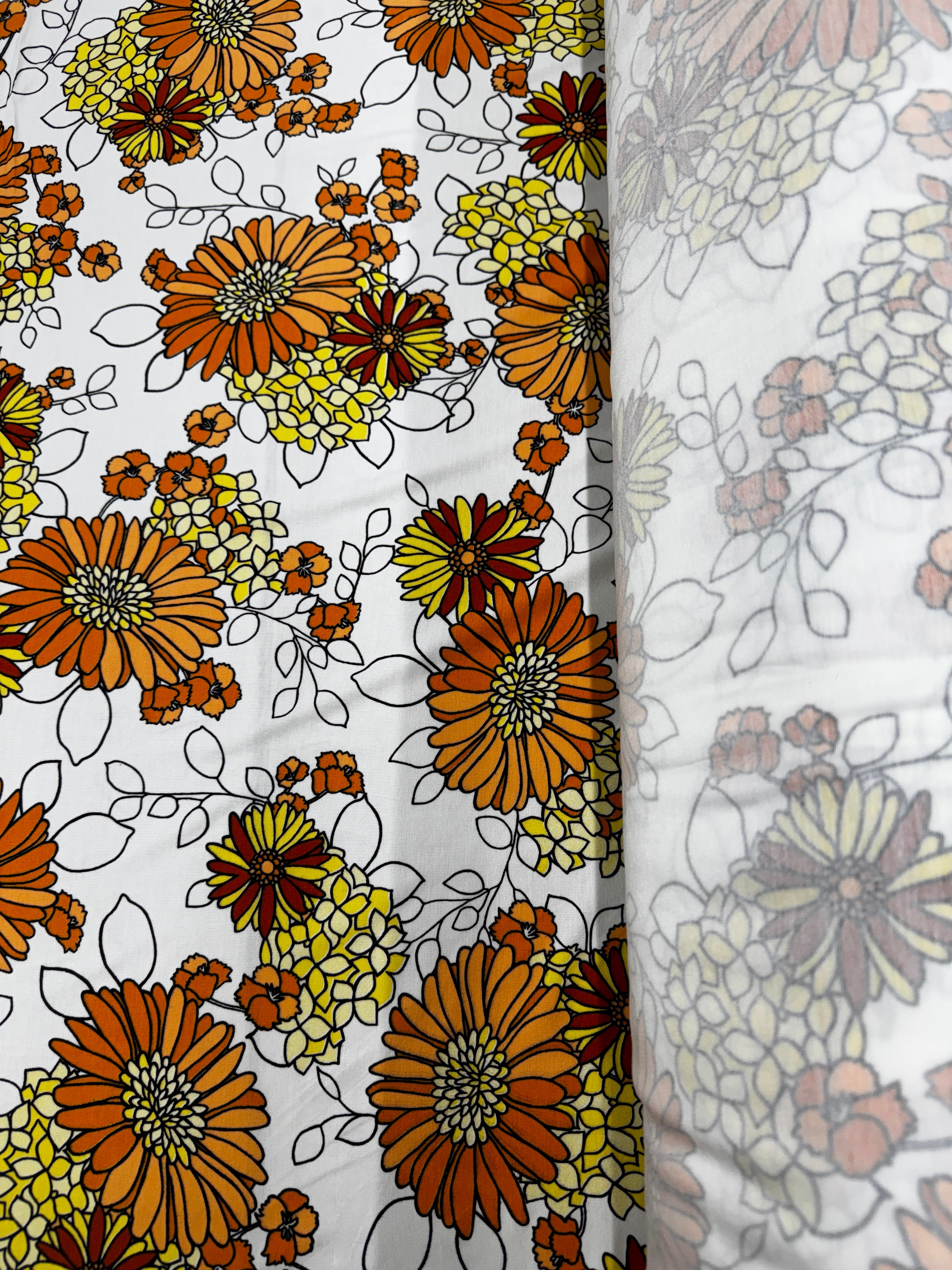 Retro Orange Floral Spun Poly Fabric – Vintage Daisy Print Stretch Fabric, 152cm Wide