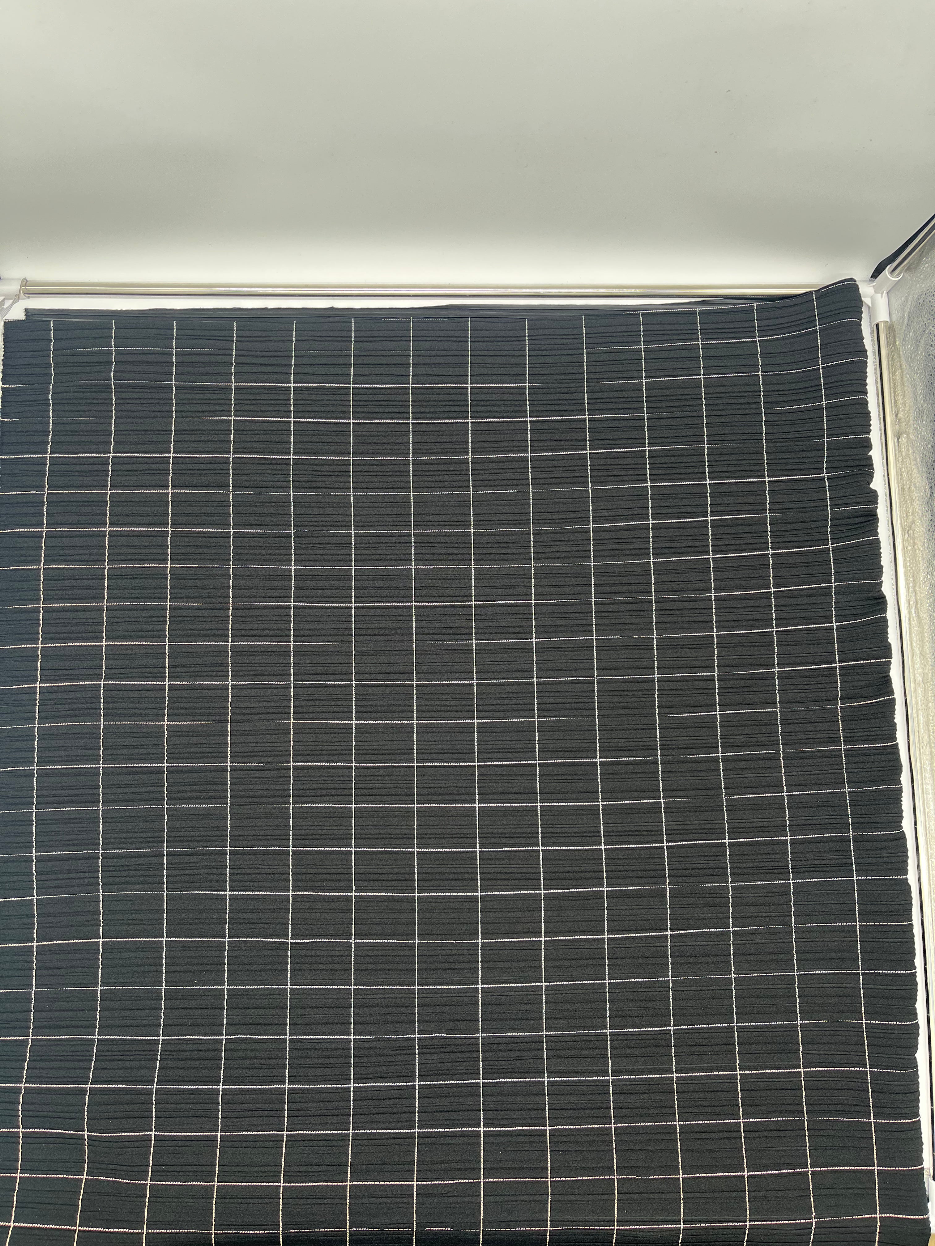 Black & White Grid Check Plisse Pleated Stretch Fabric 155cm