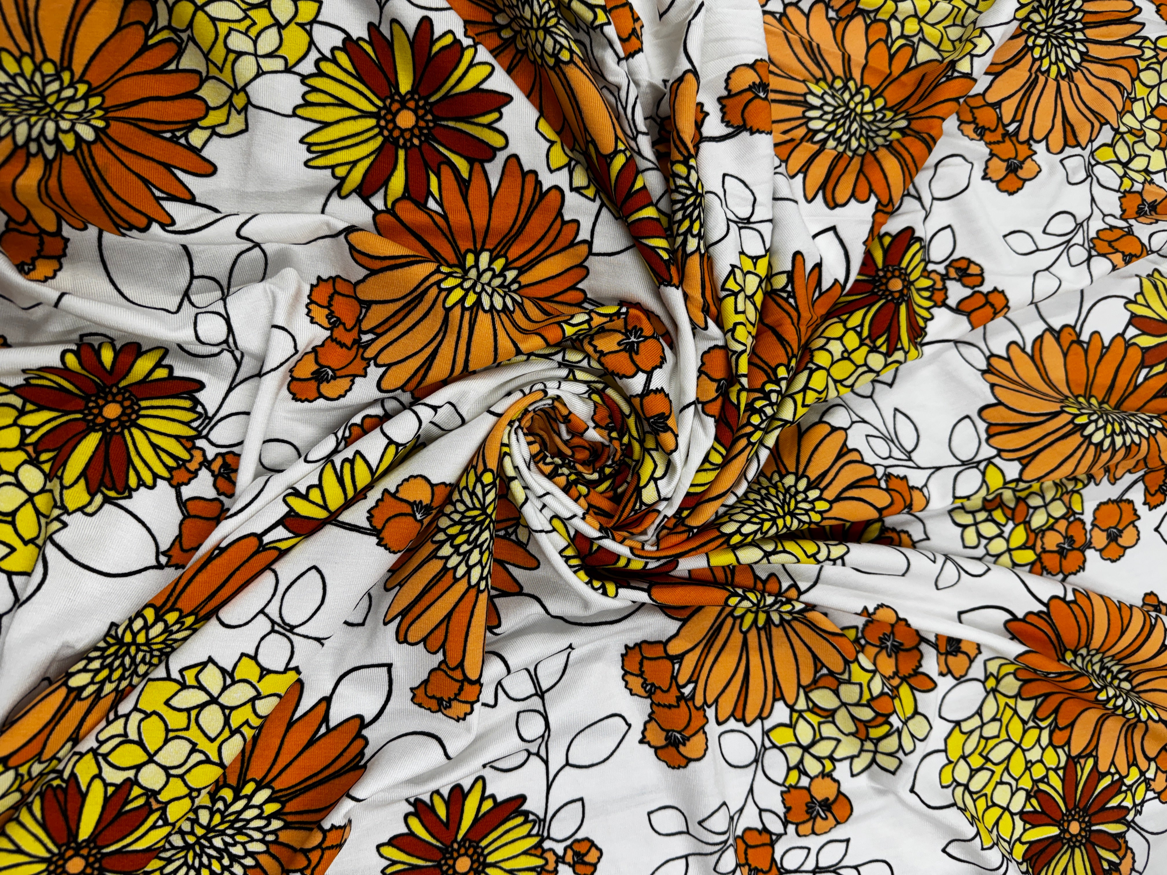Retro Orange Floral Spun Poly Fabric – Vintage Daisy Print Stretch Fabric, 152cm Wide