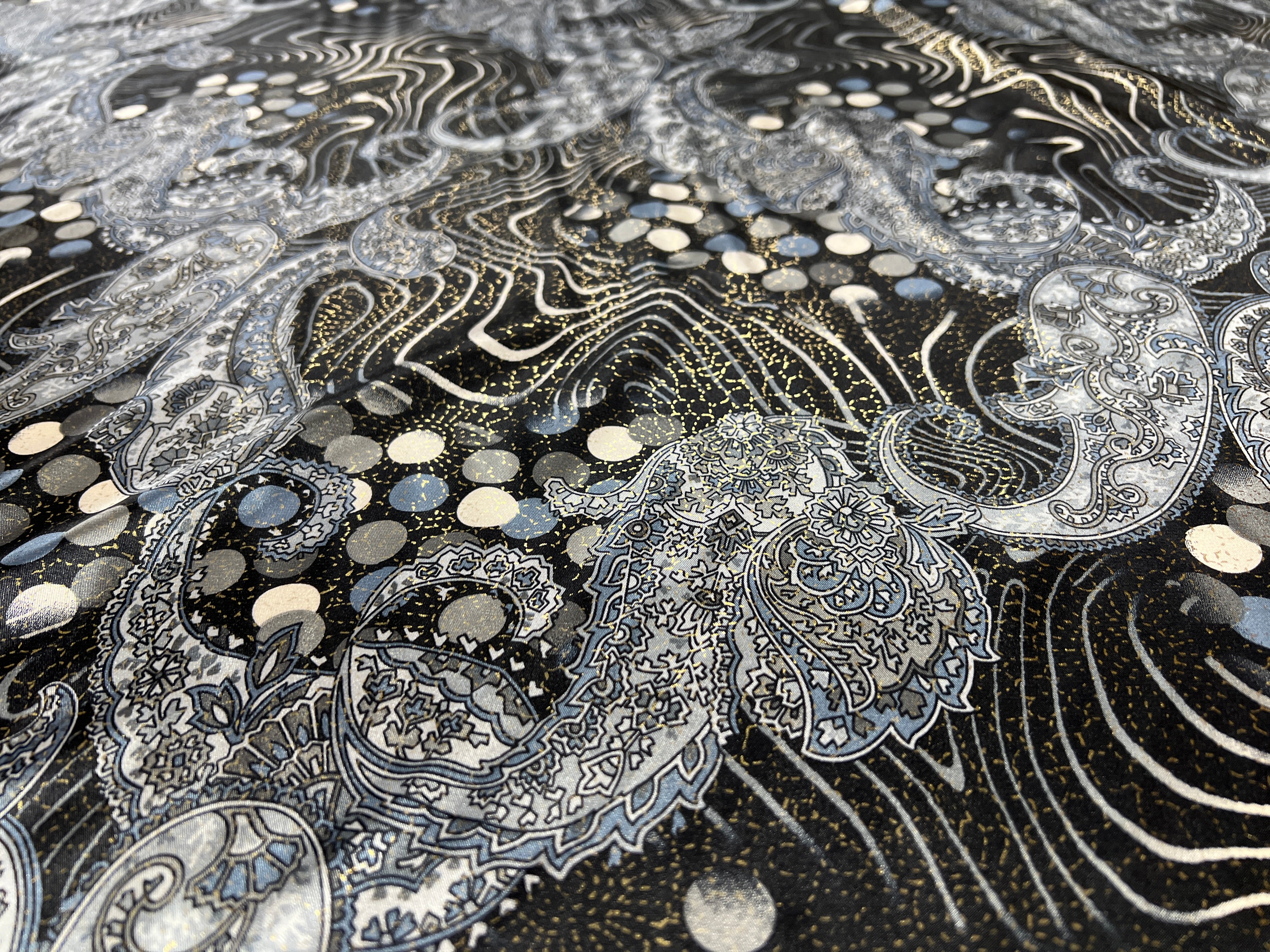 Dressmaking & Occasion Fabric – Metallic Paisley Satin with Silver & Blue Tones – 144cm