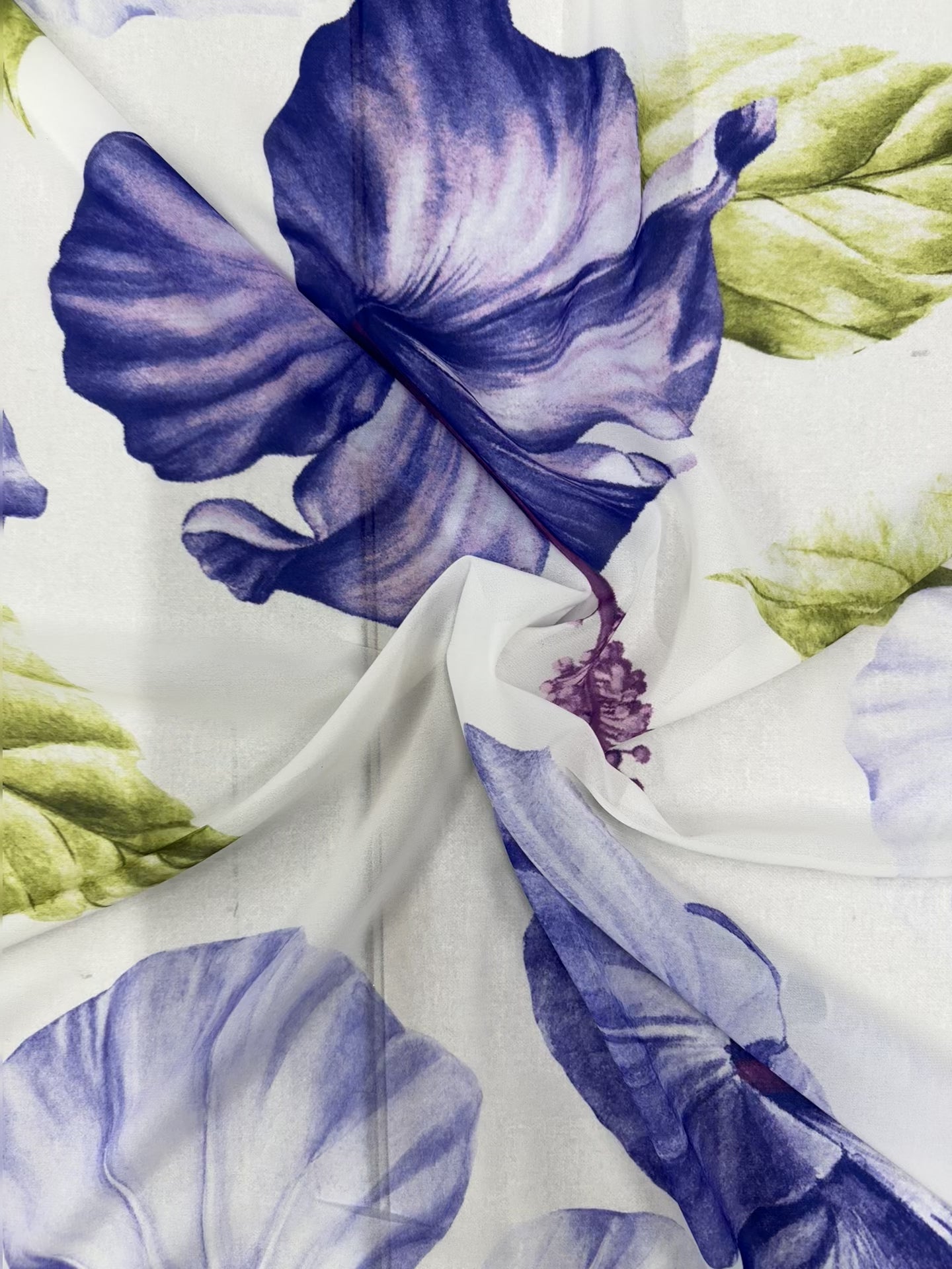 Dressmaking & Statement Fabric – White Tropical Hibiscus Floral Woven Fabric – Large Purple Floral Print – 148cm