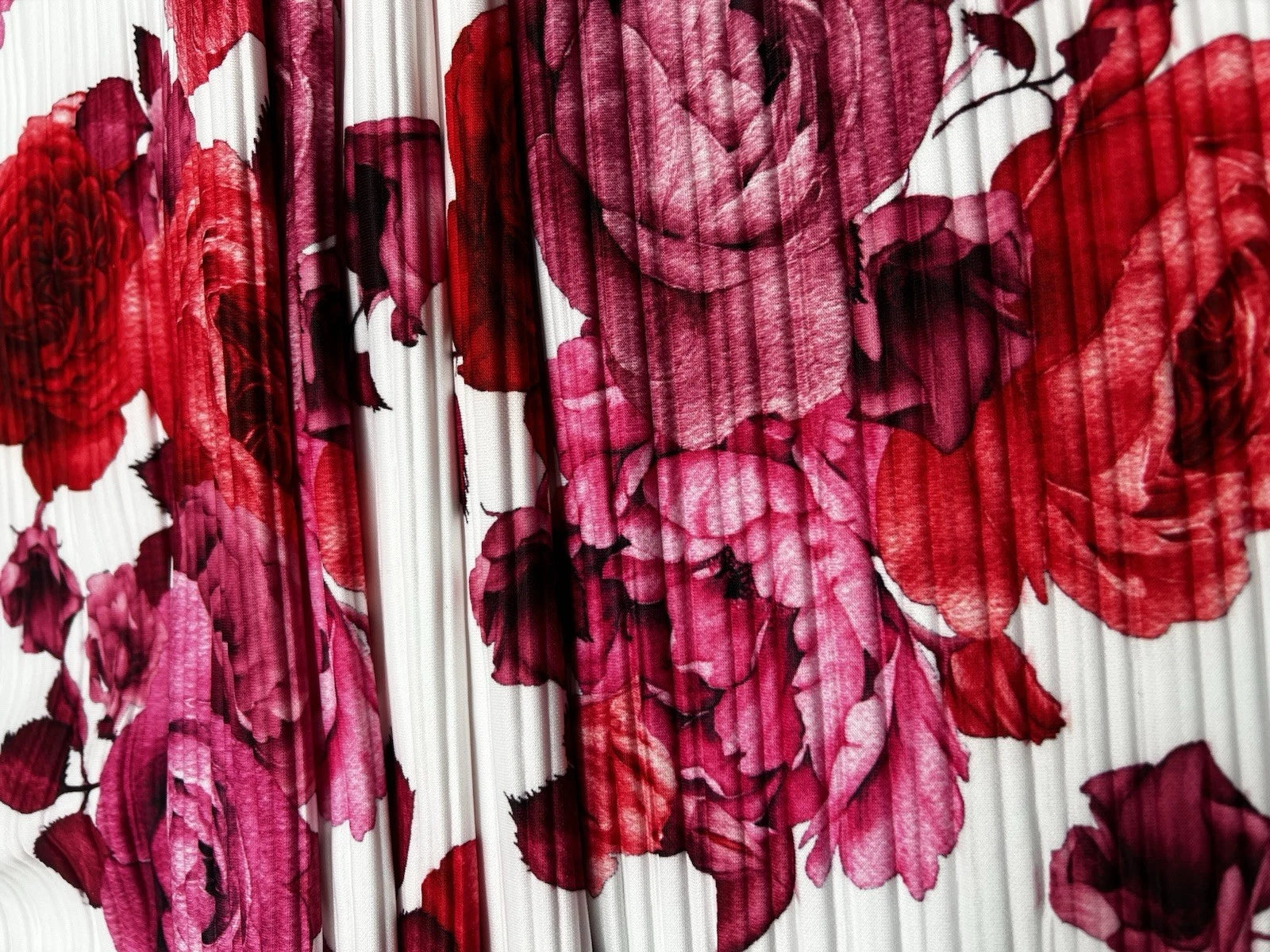 Red Pink Rose Floral Print Pleated Plisse Fabric - Flowing Dress Skirt 150cm