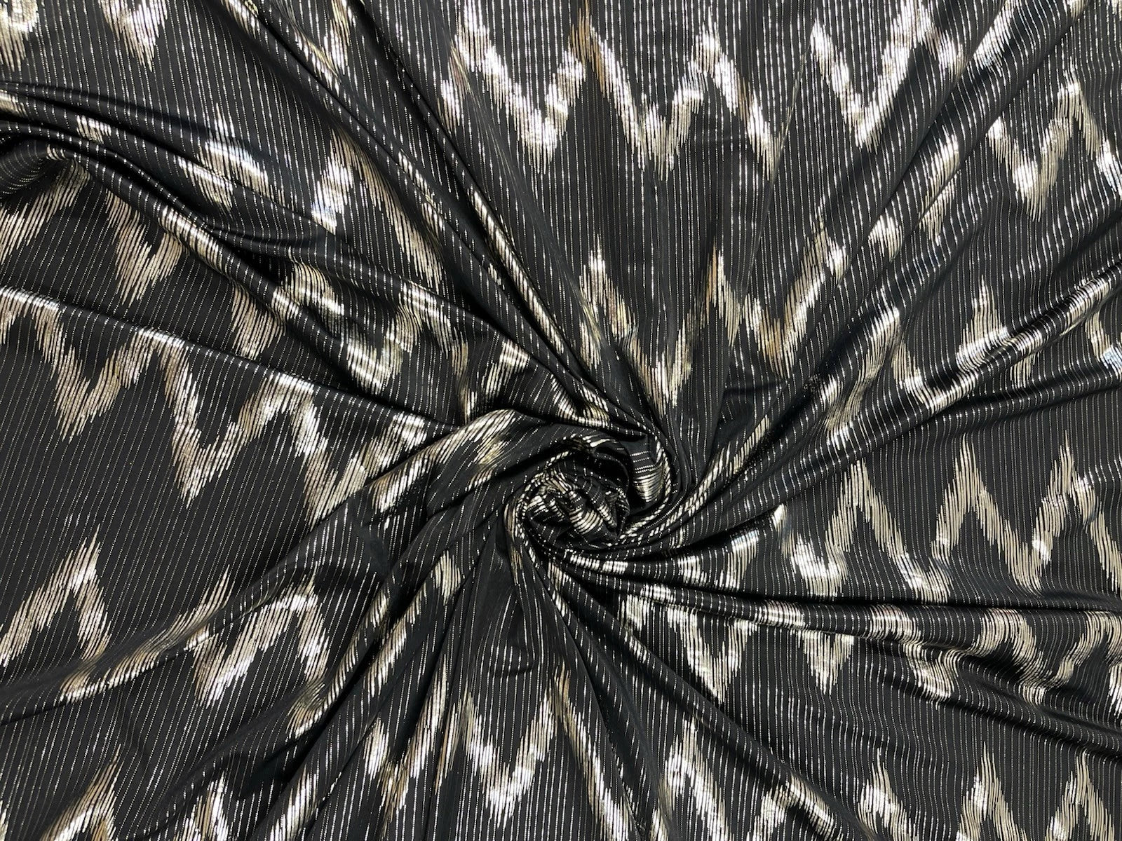 Black & Silver Metallic Zig Zag Stretch Fabric 144cm Wide Medium 2-Way Stretch