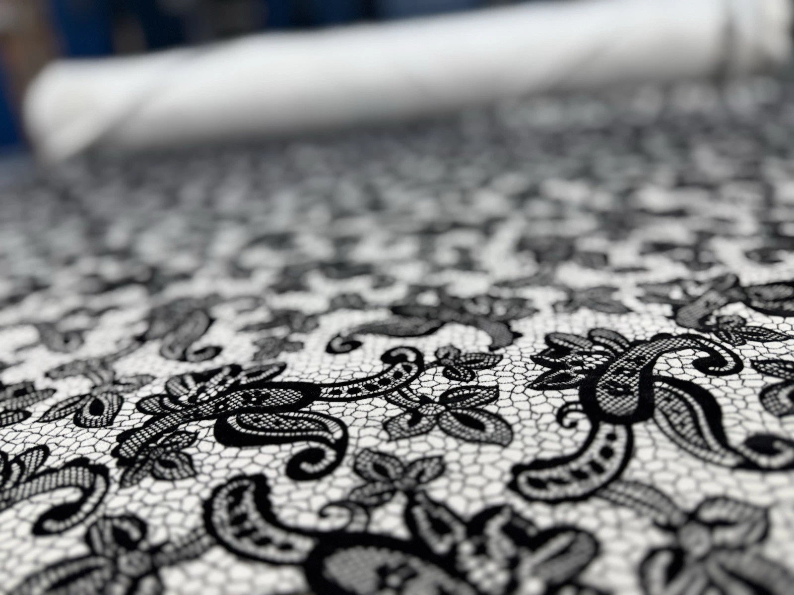 Black & White Textured Lace Print Jersey Dressmaking Fabric UK 153cm